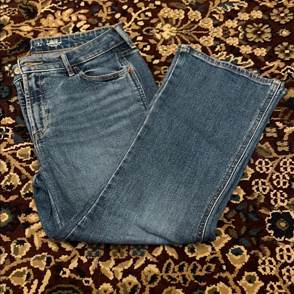 NWOT Old Navy Cropped Flare Jeans